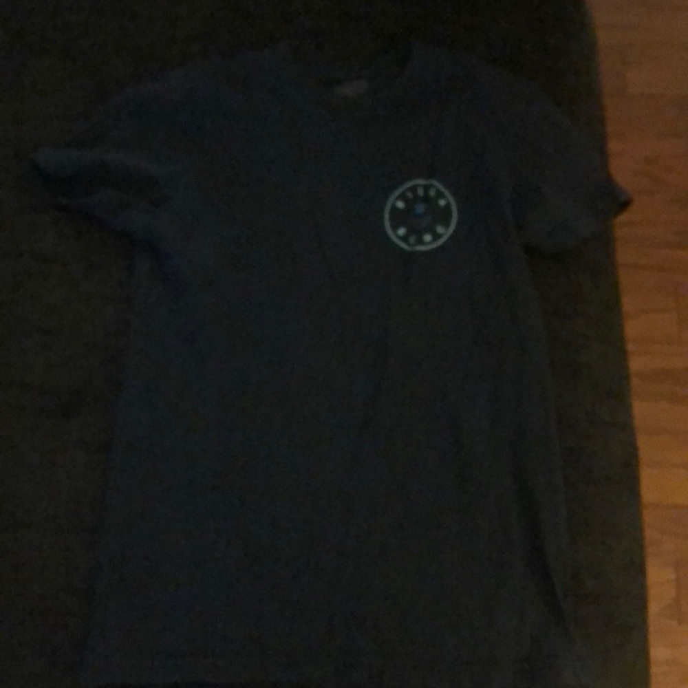 Boys size small billabong t-shirt